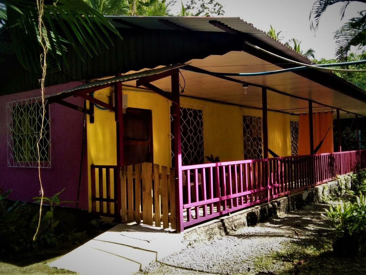 Cabinas Algebra Cahuita Exterior photo